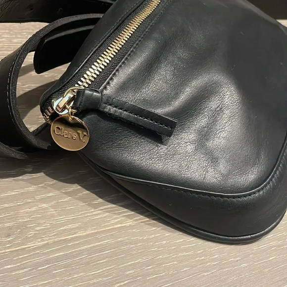 Clare V. Fanny - Picture 2 of 2